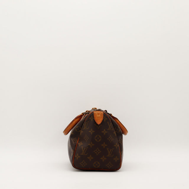 Louis Vuitton Speedy 25 vue de profil droit languette cadenas vachette — AMANA Vintage