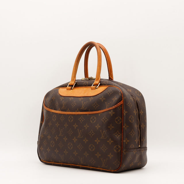 Vue de trois-quarts Louis Vuitton Deauville Toile Monogramme occasion authentique — AMANA Vintage