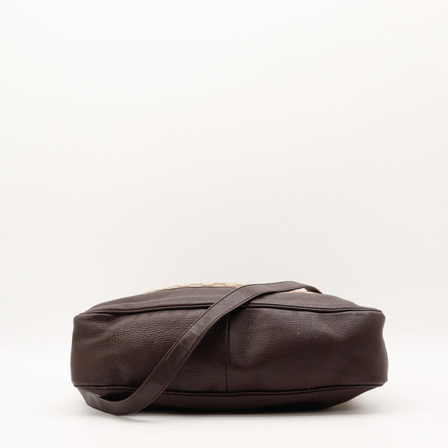 Détail bandoulière cuir marron Gucci Bambou Diana occasion authentique — AMANA Vintage