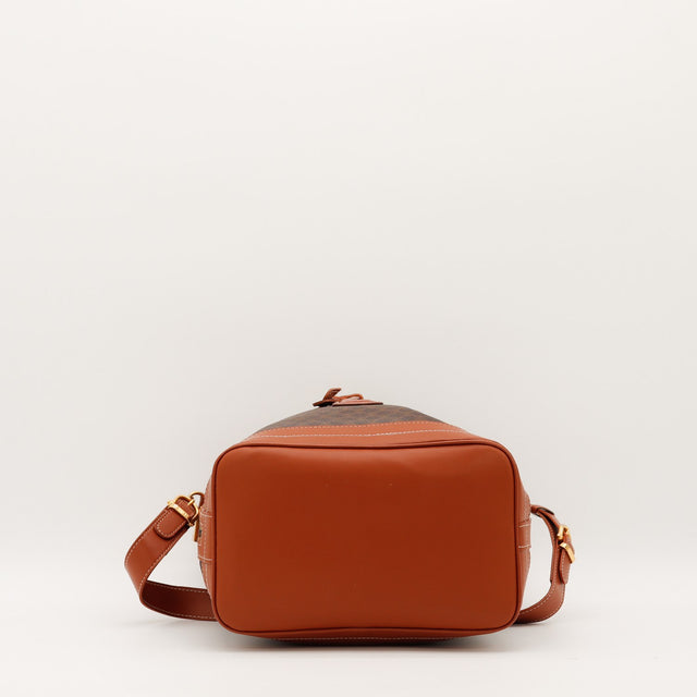 Fond sac seau Celine Macadam cuir cognac structuré — AMANA Vintage