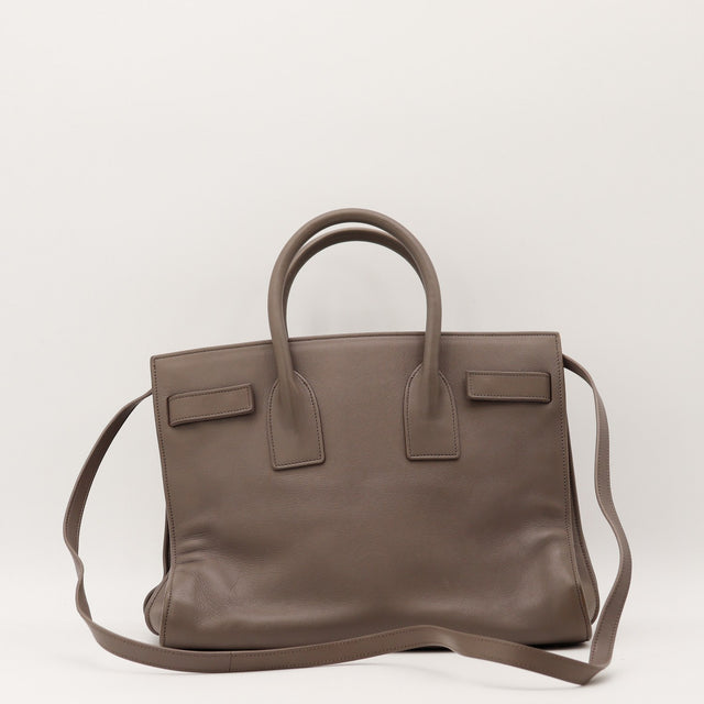 Vue de l'intérieur Saint Laurent Sac de Jour Small cuir lisse taupe occasion authentique — AMANA Vintage