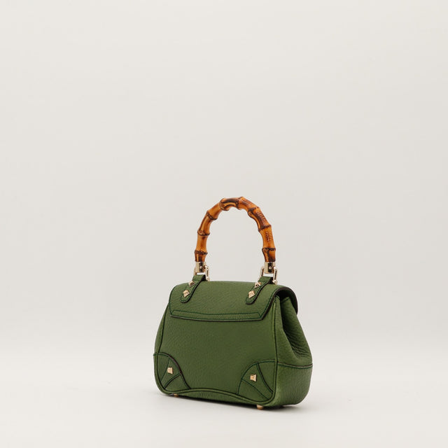 Vue trois quarts droite sac Gucci cuir vert anse bambou occasion — AMANA Vintage