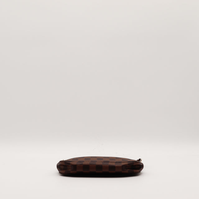 The Louis Vuitton Clutch Accessoires