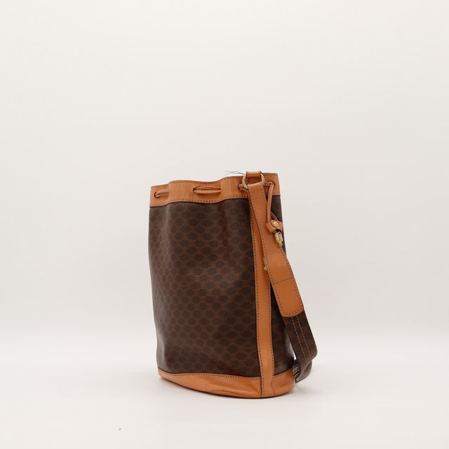 Céline Seau Macadam vue latérale droite cuir naturel et toile Macadam vintage — AMANA Vintage