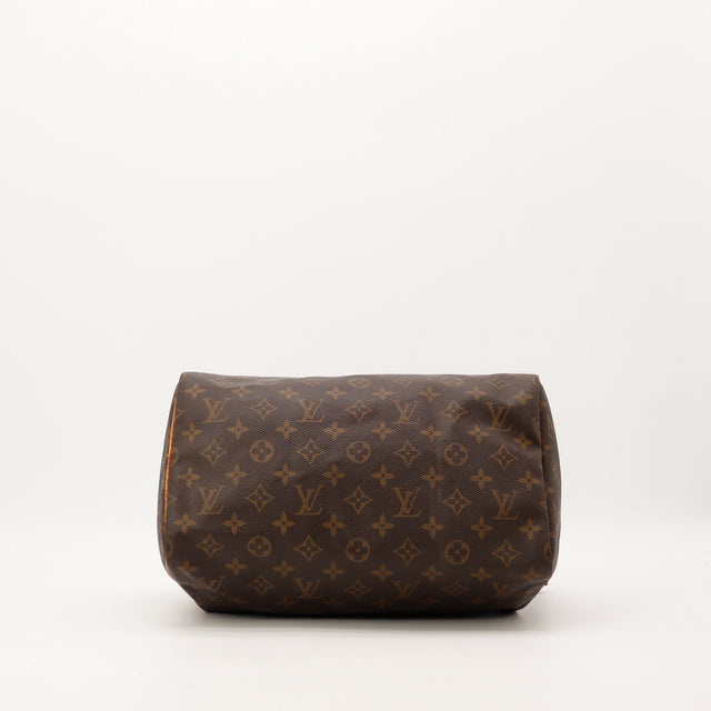 Detail coin inferieur Louis Vuitton Speedy 30 frottements cuir vachette — AMANA Vintage