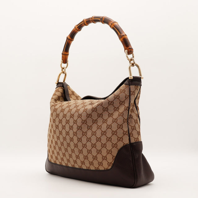 Sac Gucci Hobo Bambou vue de trois quarts côté droit toile monogrammée — AMANA Vintage