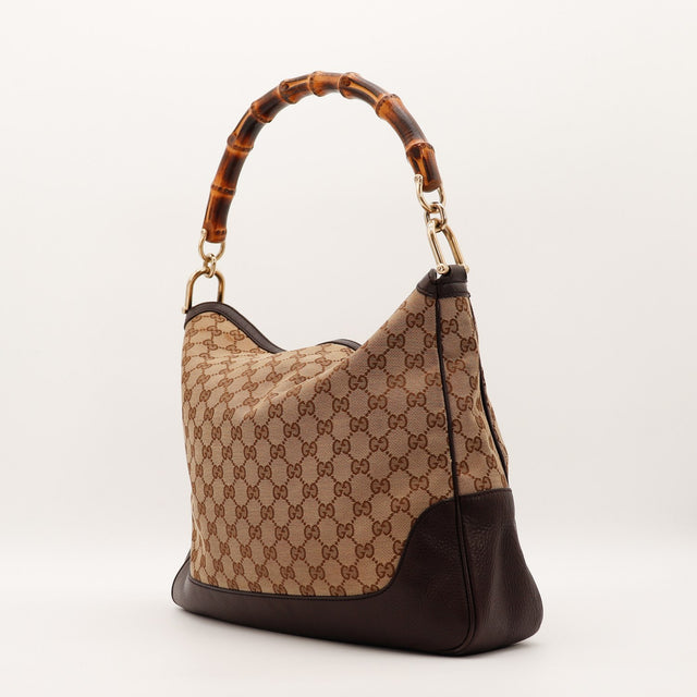 Sac Gucci Hobo Bambou vue de trois quarts arrière toile monogrammée — AMANA Vintage
