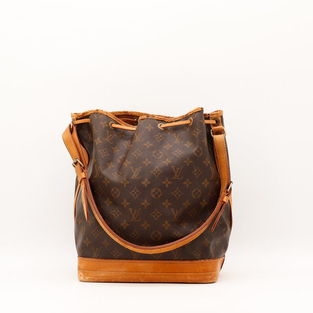 Détail ficelle coulissante cuir vachette Louis Vuitton Noé GM — AMANA Vintage
