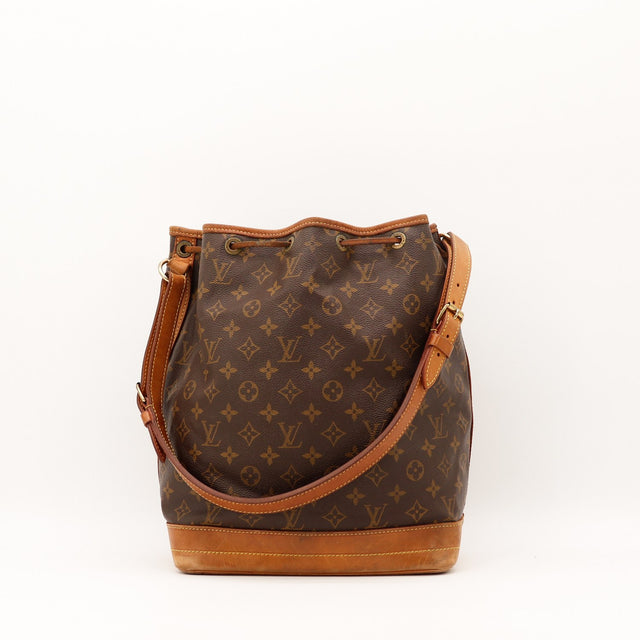 Détail ficelle de serrage en cuir Louis Vuitton Noé GM — AMANA Vintage