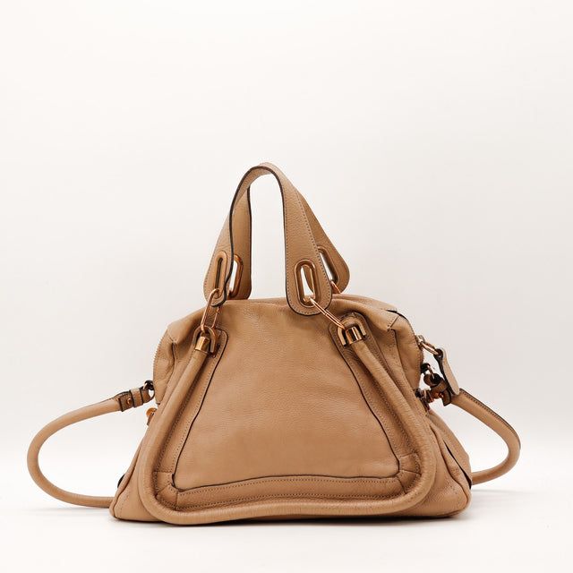 Détail anses cuir grainé Chloé Paraty beige — AMANA Vintage