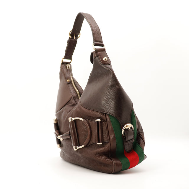 Gucci Hobo Horsebit Heritage marron vue trois quarts gauche bande Web vert rouge occasion — AMANA Vintage