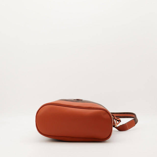 Sac seau Céline Macadam vue du fond cuir camel occasion authentique — AMANA Vintage