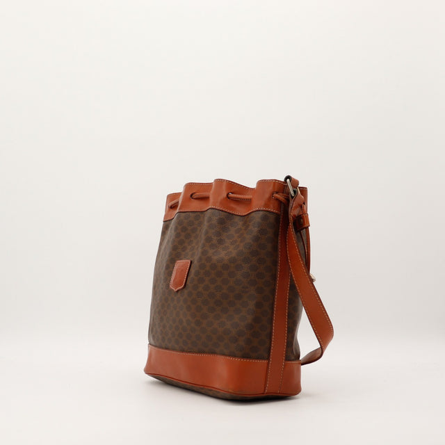 Sac seau Céline Macadam profil bandoulière cuir occasion authentique — AMANA Vintage