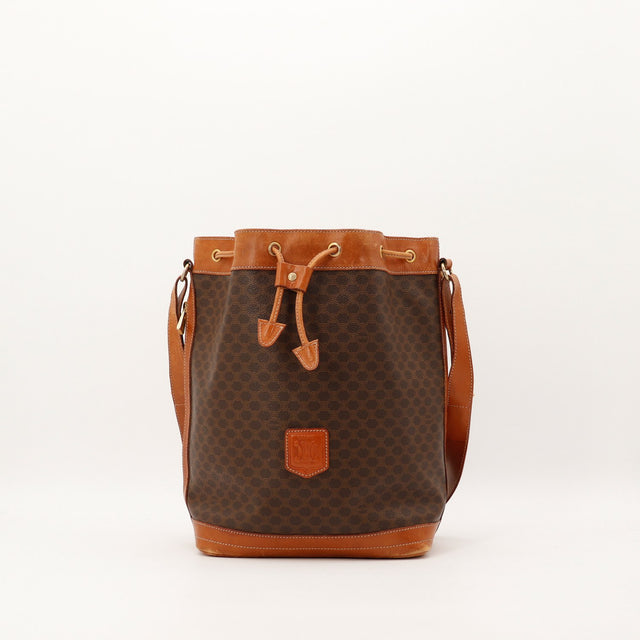 Sac seau Céline Macadam toile monogrammée cuir marron vue de face occasion authentique — AMANA Vintage