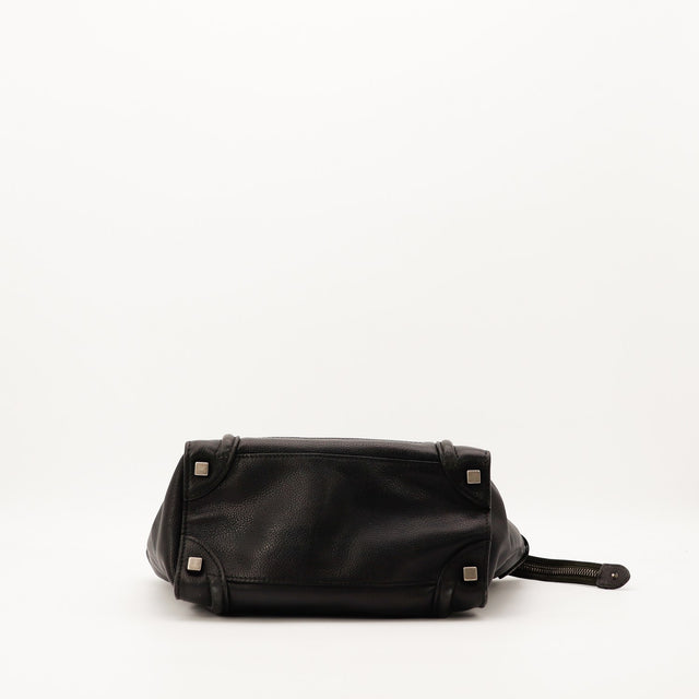 Détail fond et pieds Céline Luggage Micro cuir noir occasion authentique — AMANA Vintage