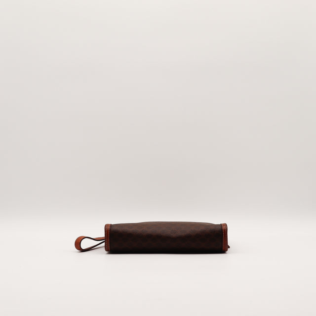 La Pochette Céline Macadam Dragonne