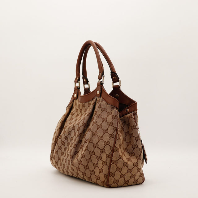Sac Gucci Sukey vue de côté silhouette souple occasion authentique — AMANA Vintage