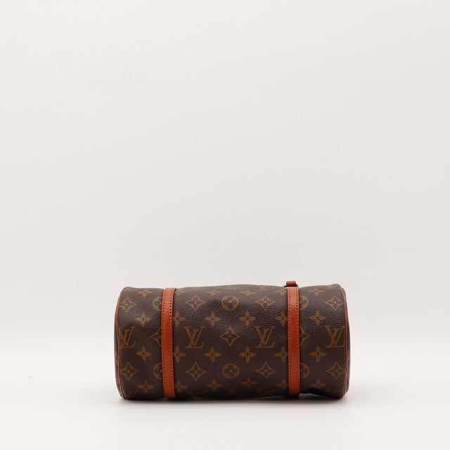 Vue de côté du flanc rond Louis Vuitton Papillon 26 toile Monogram — AMANA Vintage