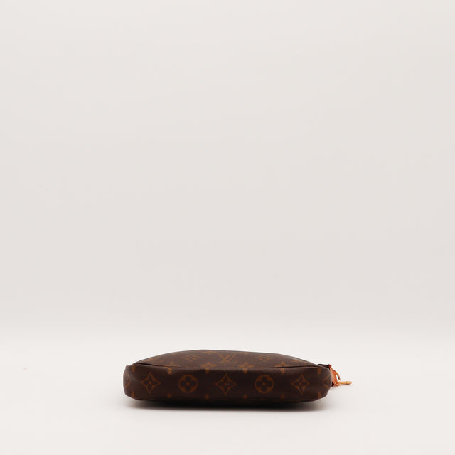 La Pochette Accessoires Louis Vuitton