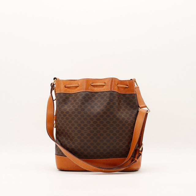 Face arrière sac seau Céline Macadam avec bandoulière cuir vintage — AMANA Vintage