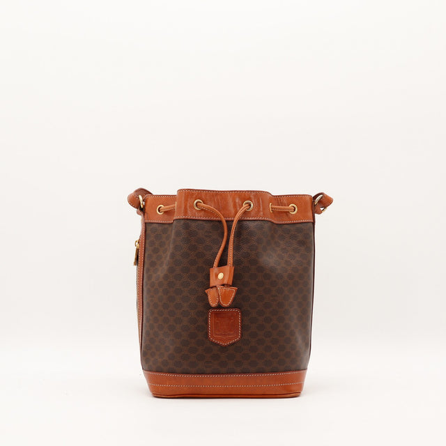 Sac seau Céline Macadam vue de face toile monogrammée marron cuir cognac occasion authentique — AMANA Vintage