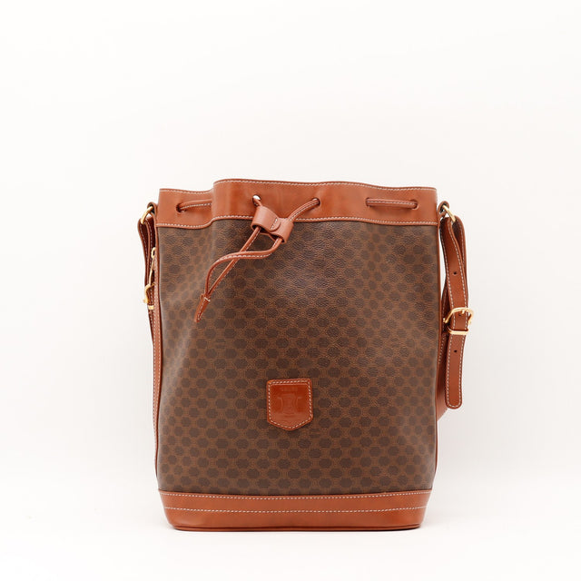 Sac seau Céline Macadam toile enduite marron vue de face occasion authentique — AMANA Vintage