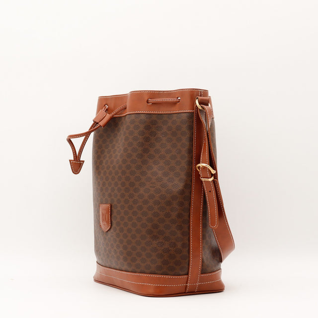 Sac seau Céline Macadam vue de dos toile enduite occasion authentique — AMANA Vintage