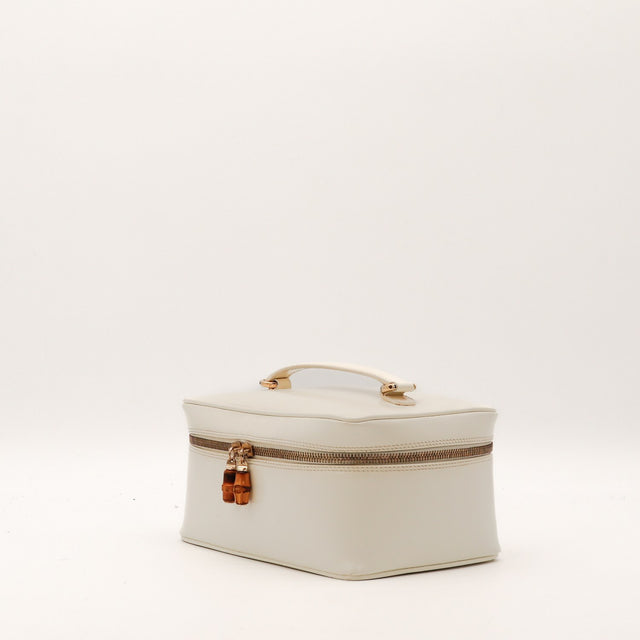 Vanity Gucci cuir gris vue trois-quarts angle droit occasion — AMANA Vintage