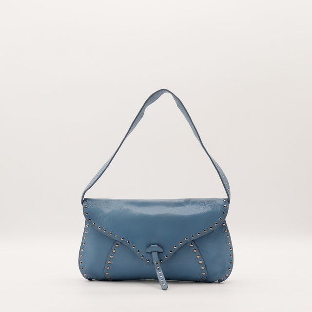Sac clouté à rabat en cuir bleu jean vue de face occasion authentique — AMANA Vintage