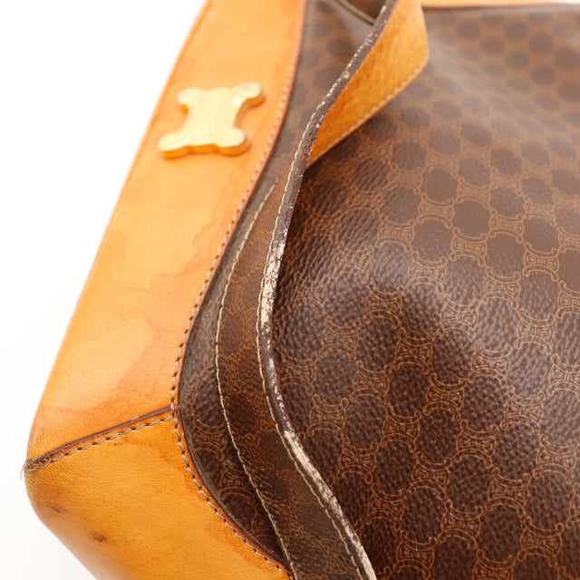Détail coin inférieur Céline Seau Macadam usure cuir et toile Macadam — AMANA Vintage