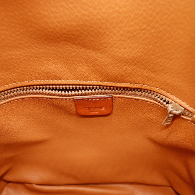 Intérieur doublure cuir cognac Seau Céline Macadam poche zippée occasion — AMANA Vintage