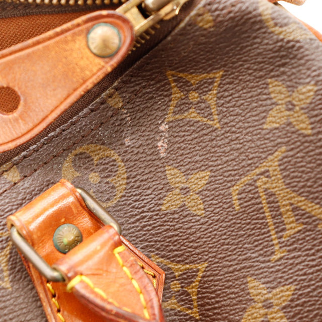 Détail zone frottée canvas Toile Monogramme Speedy 35 Louis Vuitton — AMANA Vintage