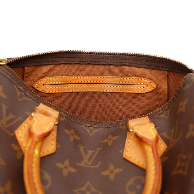Détail intérieur Louis Vuitton Speedy 25 date code VI1922 taches vertes doublure — AMANA Vintage