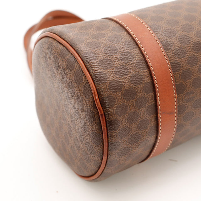 Detail coin et lisere cuir Celine Papillon Macadam occasion authentique — AMANA Vintage