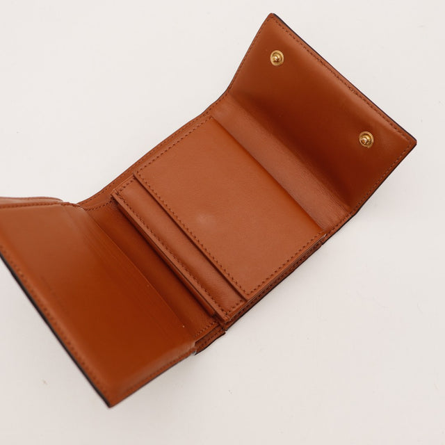 Intérieur portefeuille Céline Macadam cuir cognac propre ouvert — AMANA Vintage