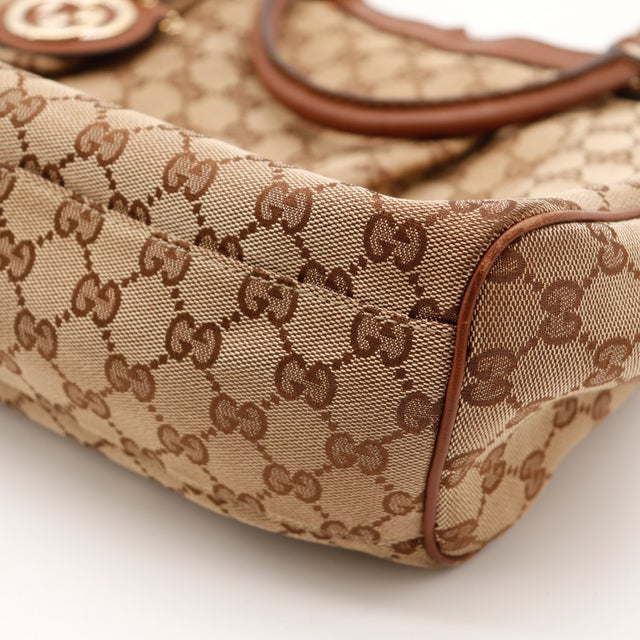 Détail base et bordure cuir Gucci Sukey occasion authentique — AMANA Vintage