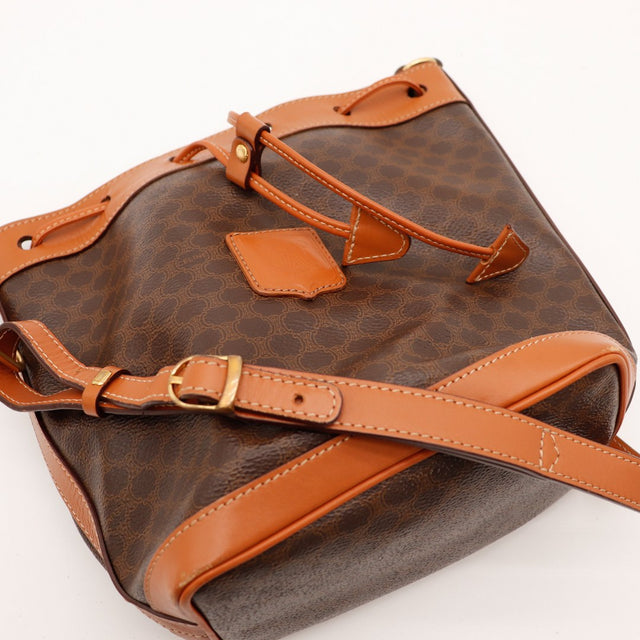 Sac seau Céline Macadam vue du dessus système de serrage occasion authentique — AMANA Vintage