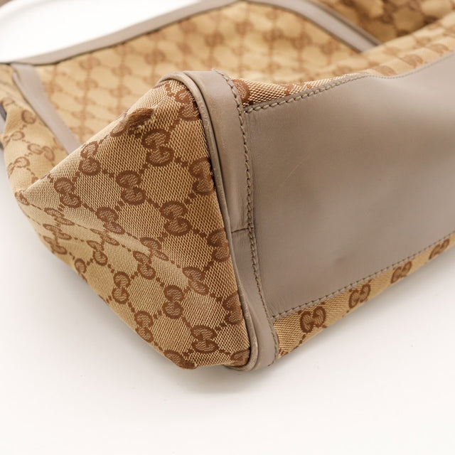 Coin inférieur sac Gucci Hobo usure de la toile occasion authentique — AMANA Vintage
