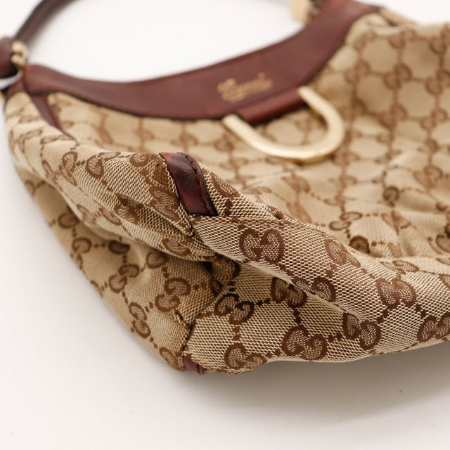 Détail coin et lisère cuir Gucci Hobo occasion authentique — AMANA Vintage