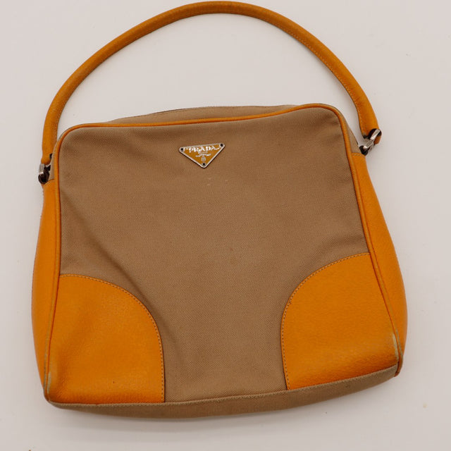 Sac Prada plaque triangulaire vue de dessus occasion authentique — AMANA Vintage