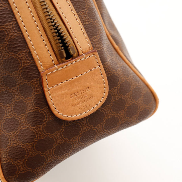 Détail marquage Céline Paris Made in Italy sur sac Boston Macadam — AMANA Vintage