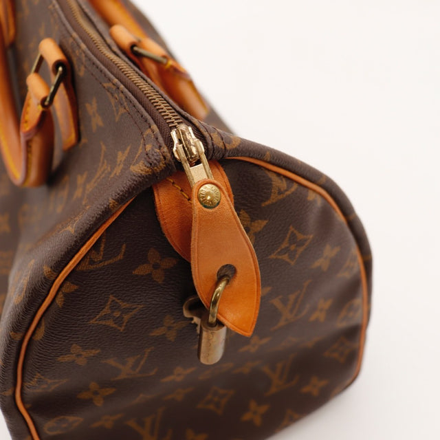 Détail du date code Louis Vuitton Speedy 35 occasion authentique — AMANA Vintage