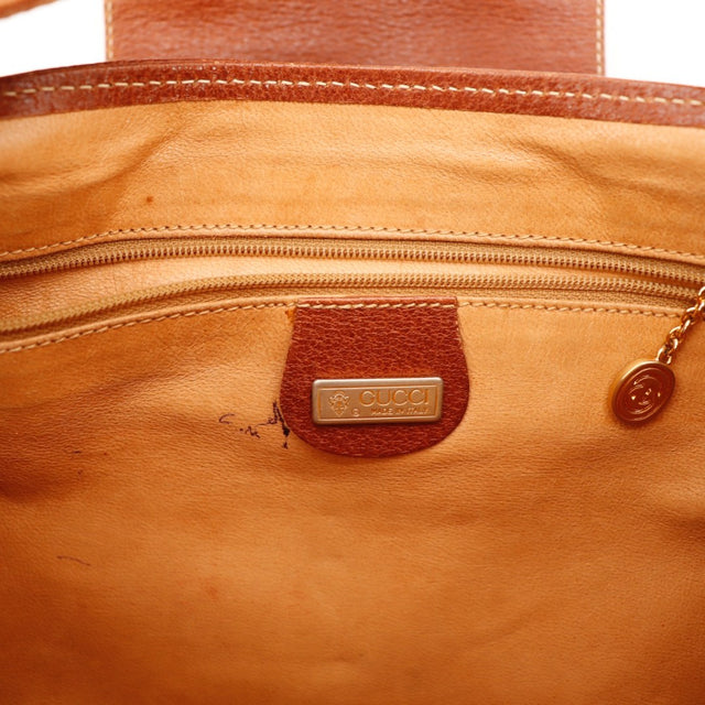 Détail des bordures Gucci Jackie cuir cognac occasion authentique — AMANA Vintage