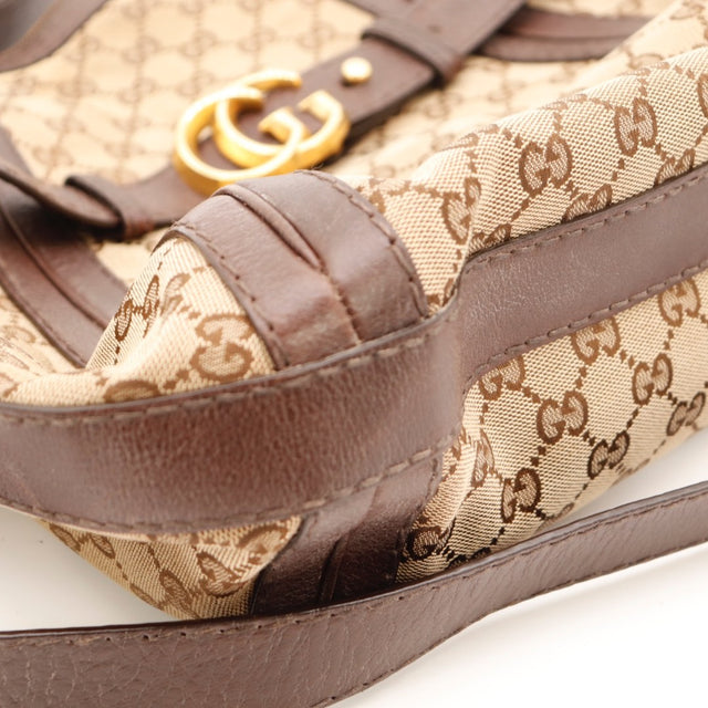 Détail des bordures en cuir Gucci Hobo toile monogrammée occasion authentique — AMANA Vintage