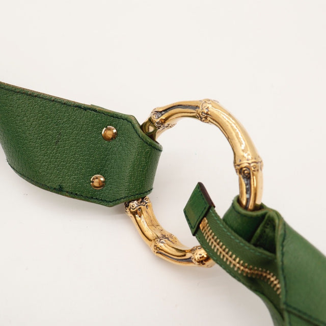 Détail de l'anse Gucci Hobo Bambou toile monogrammée occasion authentique — AMANA Vintage