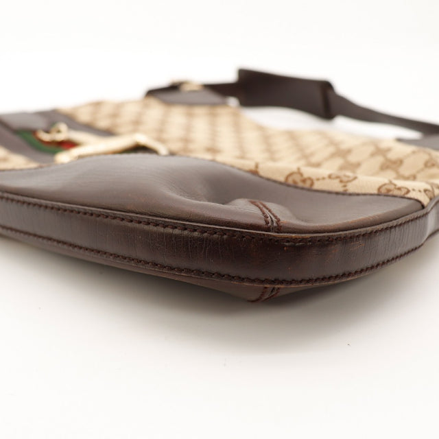 Detail coin inferieur tache canvas Gucci Hobo — AMANA Vintage