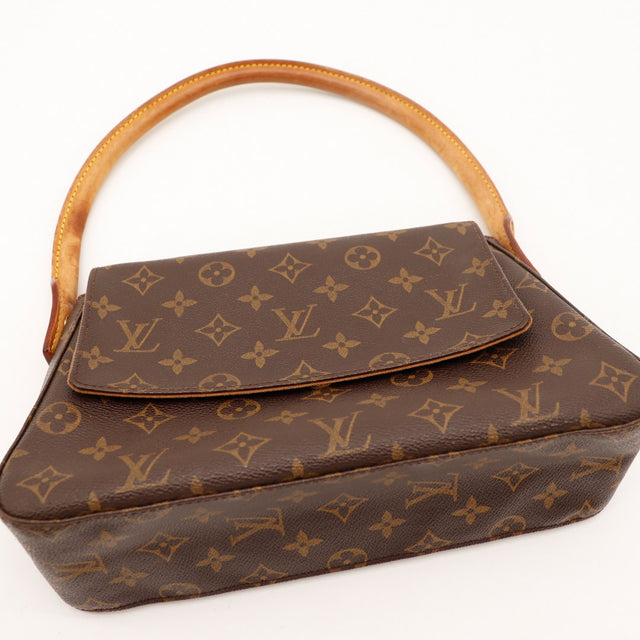 Sac Louis Vuitton Mini Looping détail rabat monogramme — AMANA Vintage