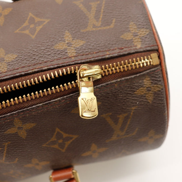 Détail fermeture éclair et tirette dorée Louis Vuitton Papillon 30 — AMANA Vintage