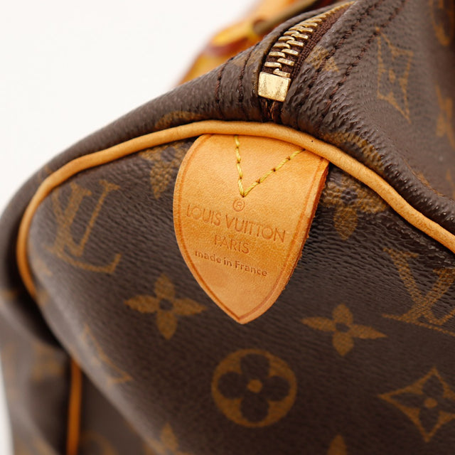 Vue trois quarts arrière Louis Vuitton Speedy 30 Toile Monogramme occasion — AMANA Vintage