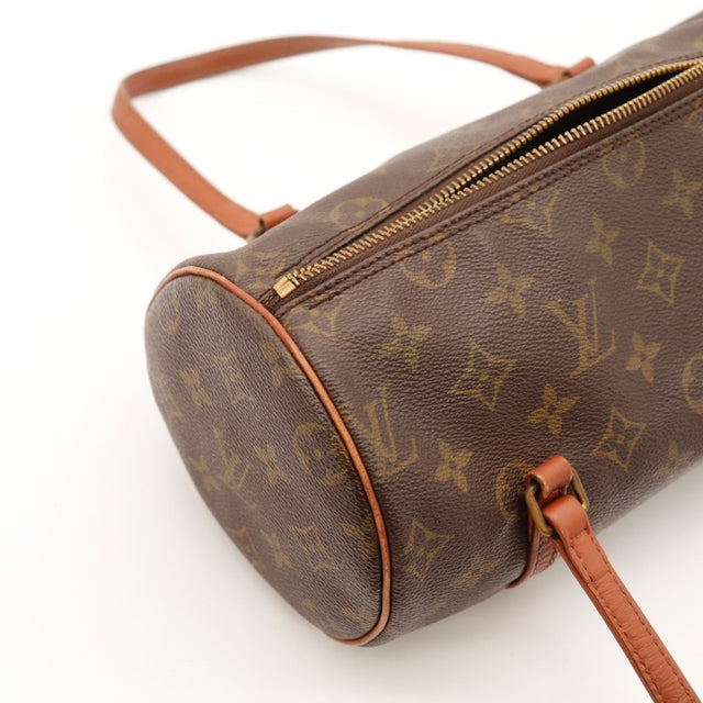 Détail de la fermeture Louis Vuitton Papillon 26 Toile Monogramme occasion authentique — AMANA Vintage